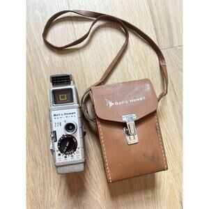 Vintage Bell and Howell One Nine 8mm Movie Camera w/ Leather Case USA